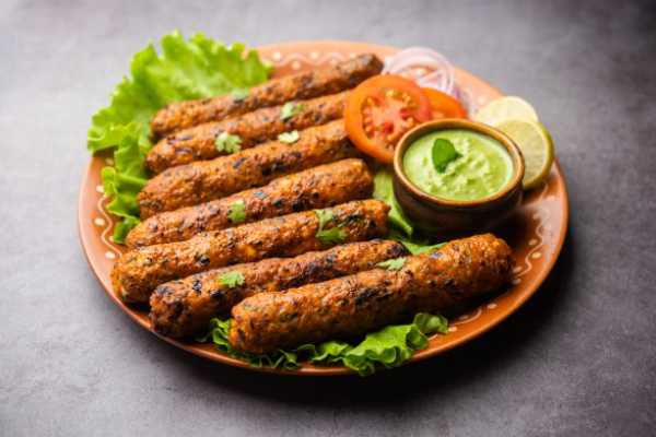 CHICKEN SHEEK KABAB