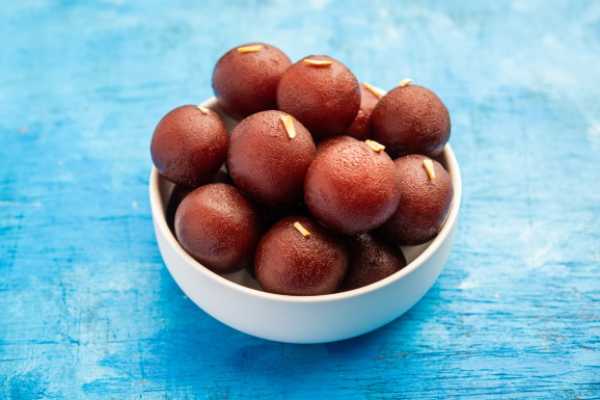 Gulab Jamun (2pcs)