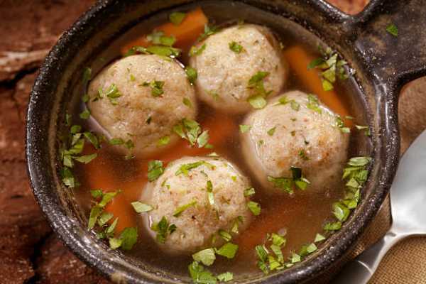 Jhol Momo Chicken