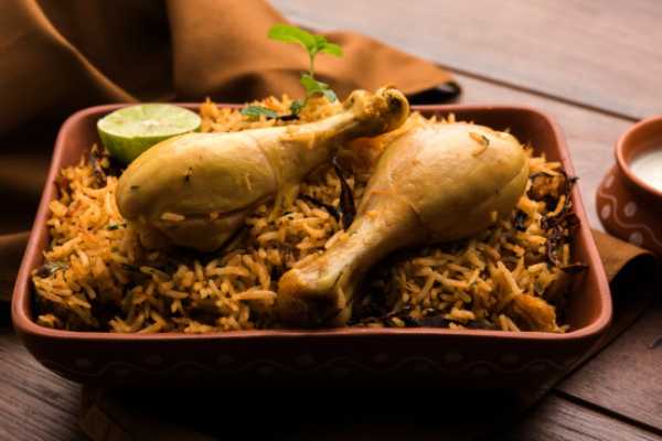 Hyderabadi Chicken Dum Biryani