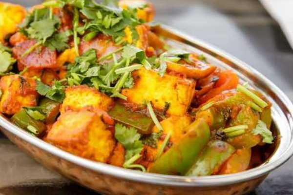 CHILLI PANEER