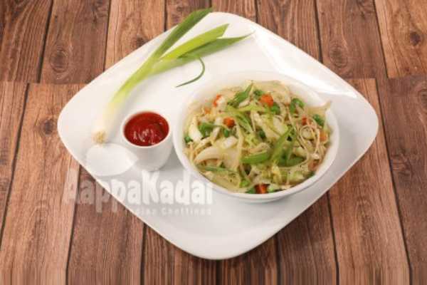 VEG FRIED NOODLES 