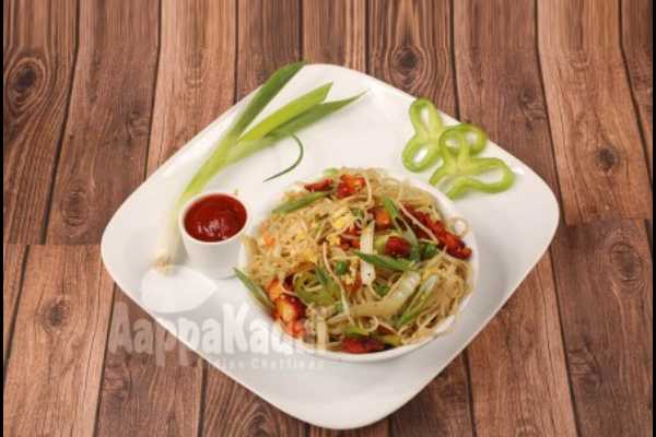 CHICKEN FRIED NOODLES 