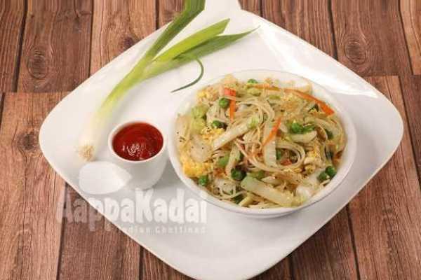 SZECHUAN EGG FRIED NOODLES 