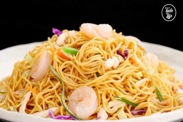 SZECHUAN SHRIMP NOODLES 