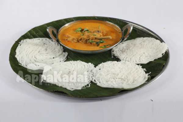 IDIYAPPAM WITH CHICKEN CURRY 