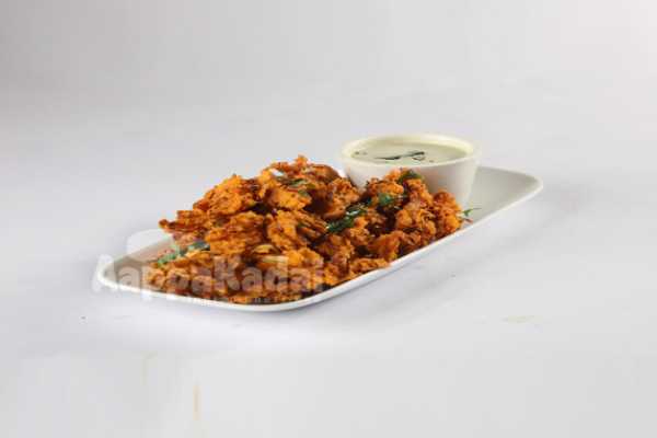 VEGETABLE PAKORA 