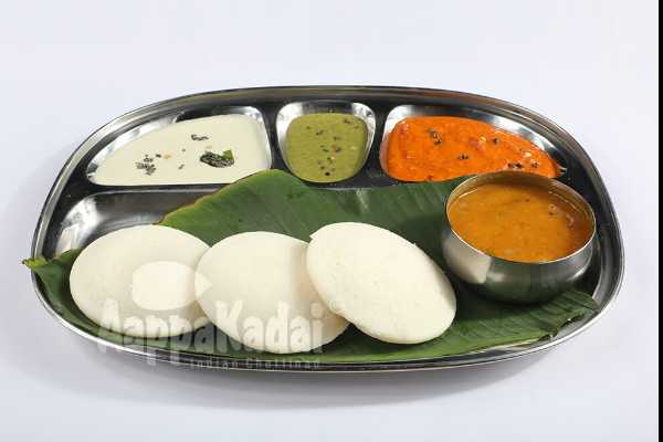 IDLY WITH SAMBAR & CHUTNEYS 