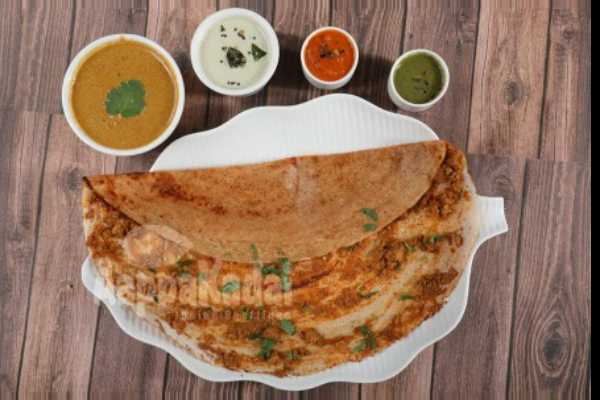 CHICKEN KEEMA DOSA 