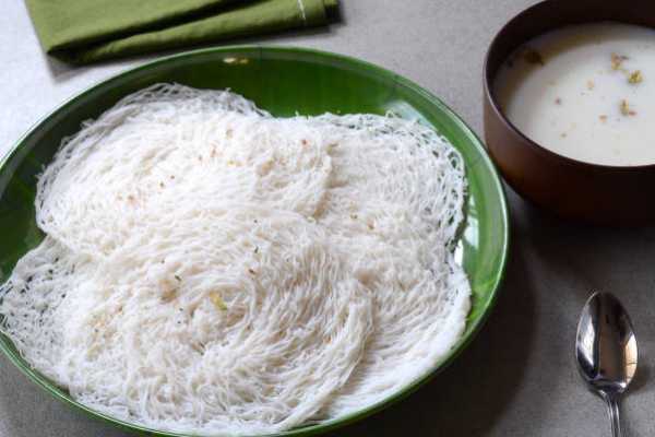 IDIYAPPAM WITH COCONUT MILK 