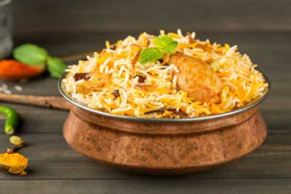 Hyderabad Chicken Dum Biryani