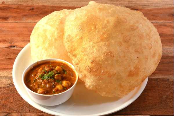 Chole Poori (2pcs)