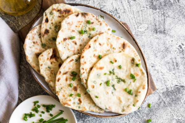 Chilli Garlic Cilantro Naan