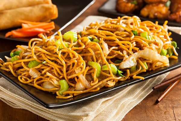 Schezwan chicken Noodles 