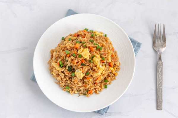 SCHEZWAN EGG FRIED RICE