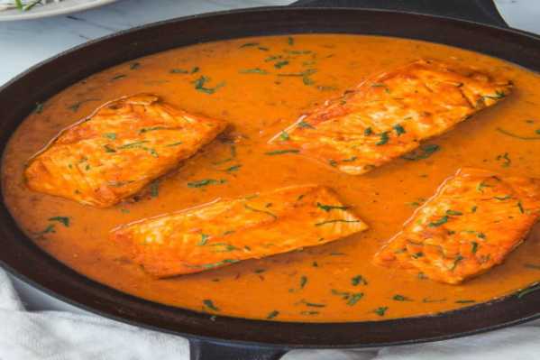 Salmon curry 