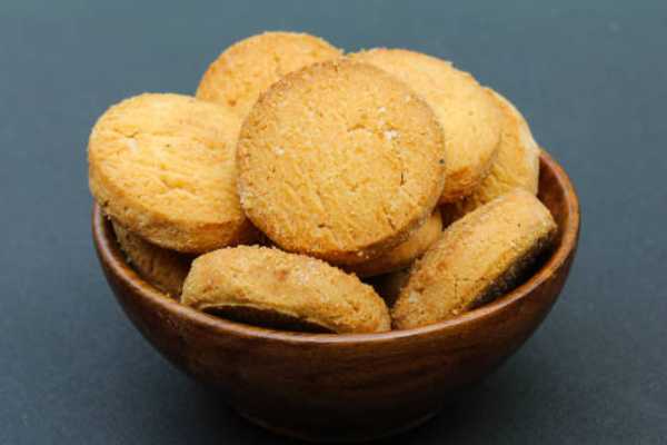 Osmania Biscuits (2pcs)