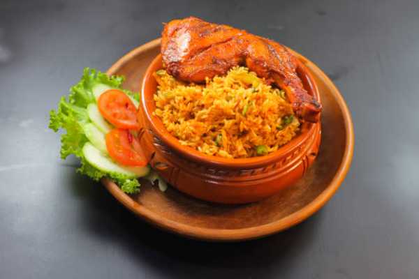 Hyderabadi Chicken Dum Biryani Family Pack