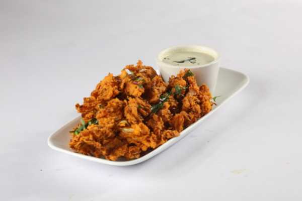 VEGETABLE PAKORA 