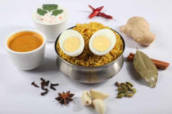 EGG BIRYANI  (VEG RICE)