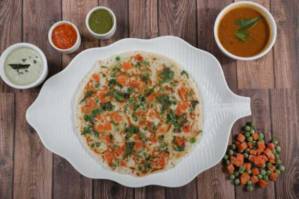 VEGETABLE UTHAPPAM 