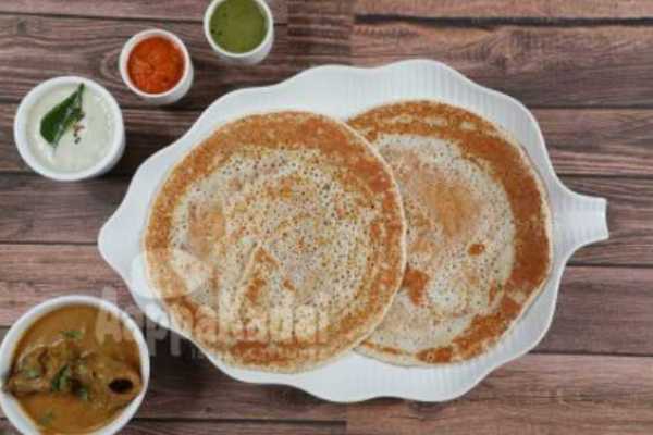 KAL DOSA WITH GOAT CURRY 