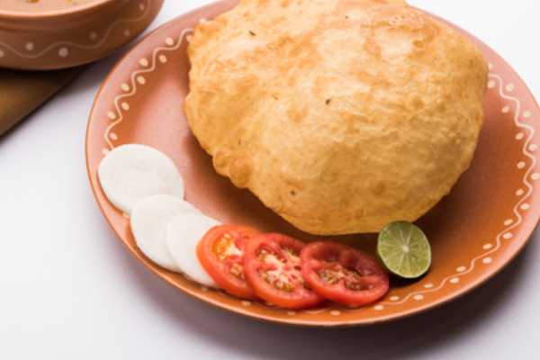 Poori (1)