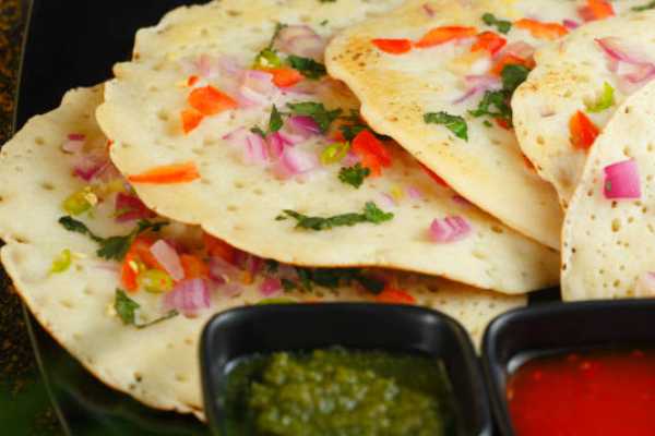 Chilli Onion Uthappam