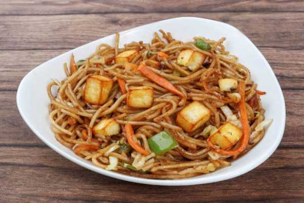Schezwan Paneer Noodles