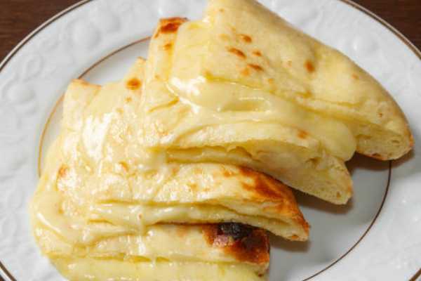 Cheese Naan