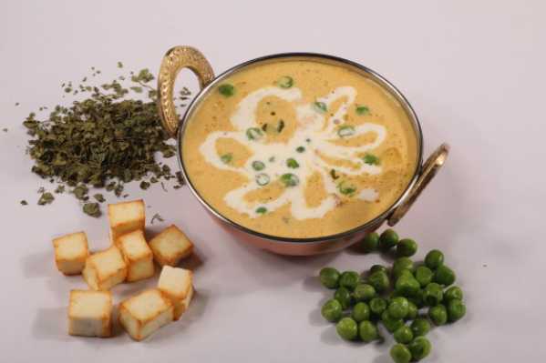 MUTTER PANEER MASALA