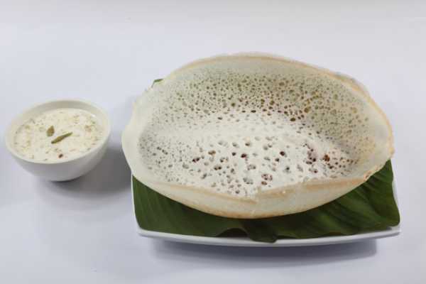 AAPPAM WITH COCONUT MILK