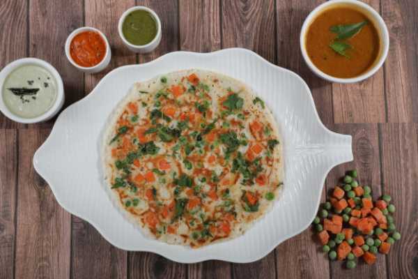 VEGETABLE UTHAPPAM