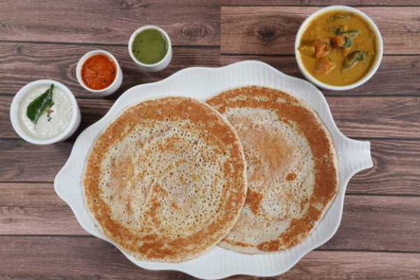 KAL DOSA WITH VEGETABLE KHURMA