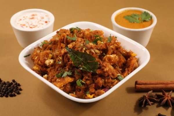 CHICKEN KOTHU PARATHA