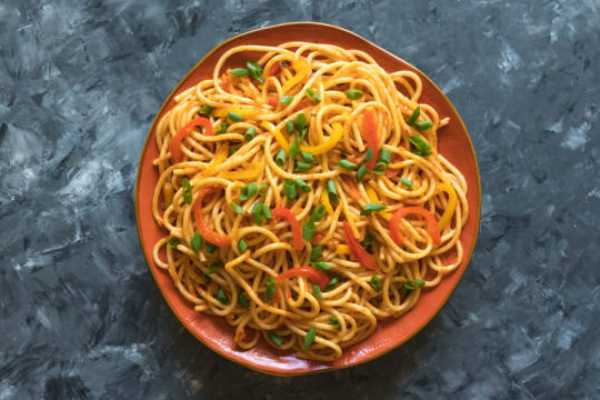 Veg Hakka Noodles