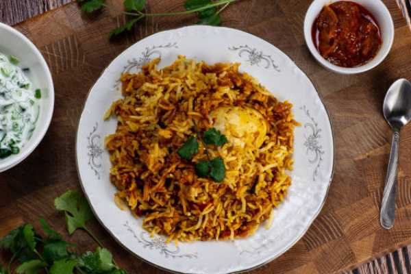 Ulavacharu Egg Biryani Family Pack