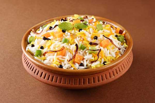 Veg Dum Biryani Bucket