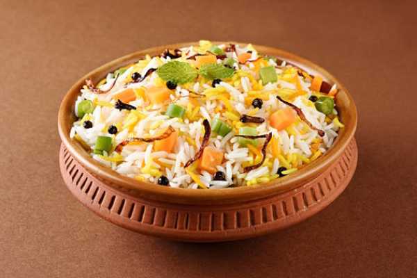 Veg Bucket Dum Biryani Combo