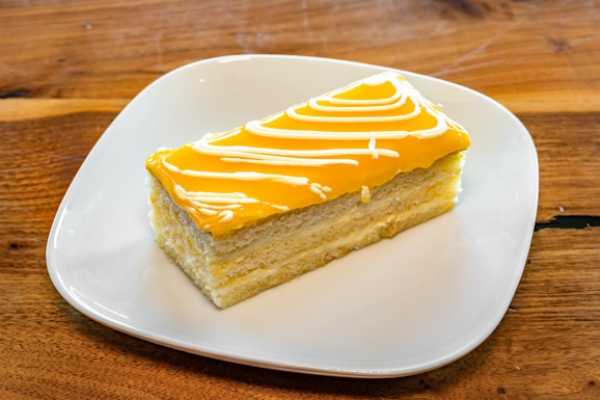 Mango Pastry