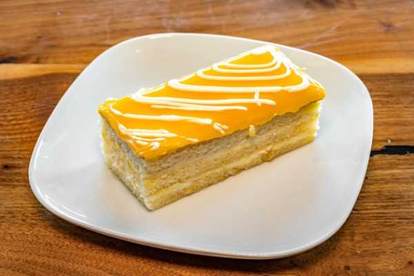 Mango Pastry