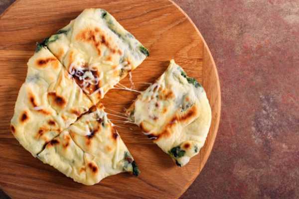 Cheese-Garlic Naan