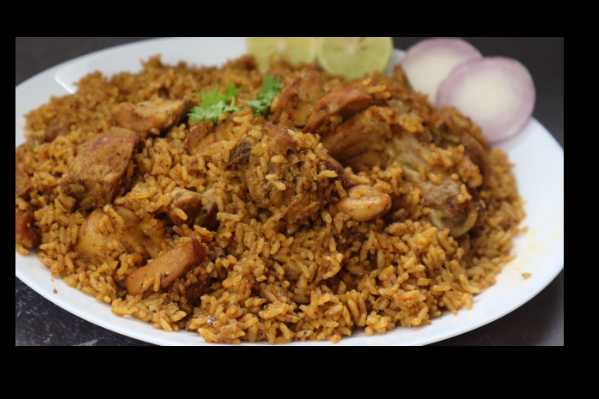Chicken thalappakatti biryani