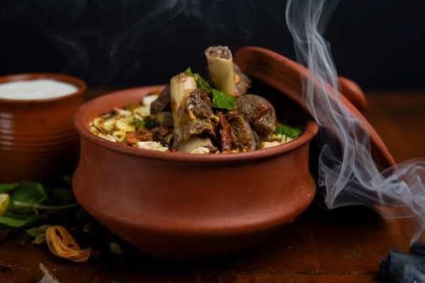 Avakai Goat Dum Biryani ( Spicy ) Family Pack