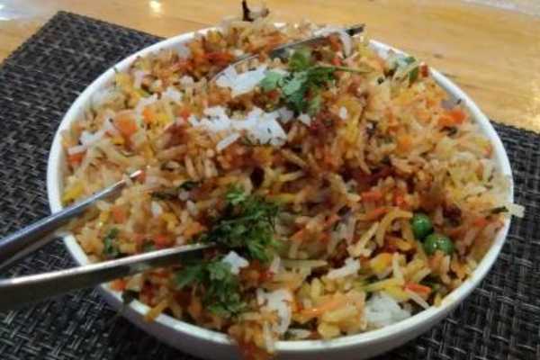 Avaki Veg Dum Biryani ( Spicy ) Family