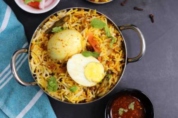 Egg Biryani  Family