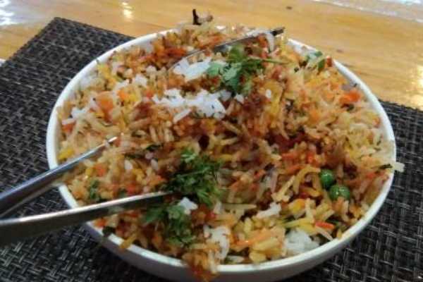 Ulavacharu Veg.Dum Biryani  Family