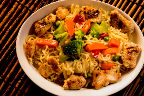 Chicken Fusion Noodles & Fried Rice