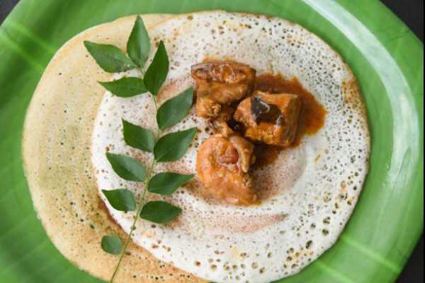Plain Dosa with Chicken Curry