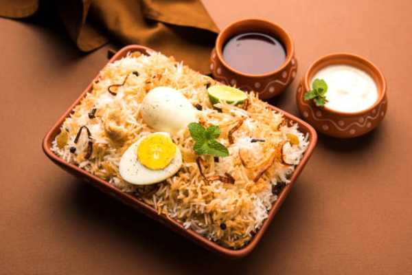 Egg Biryani Family Pack ( Egg Appetizer + 4pc  Gulab Jamun)